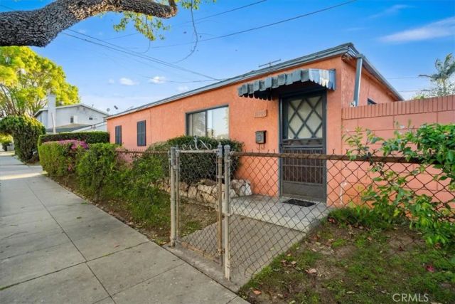 16903 Freeman Avenue, Lawndale, CA 90260