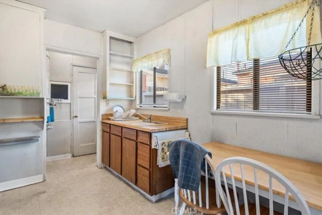16903 Freeman Avenue, Lawndale, CA 90260