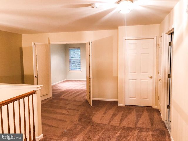 16 NORMANDY DR, Princeton Junction, NJ 08550