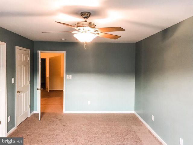 16 NORMANDY DR, Princeton Junction, NJ 08550