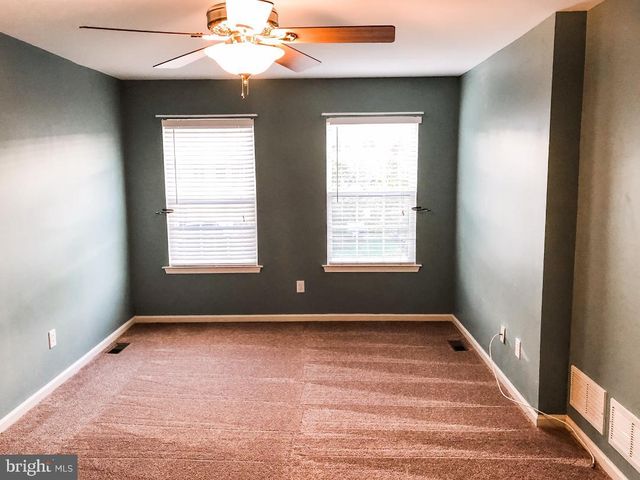 16 NORMANDY DR, Princeton Junction, NJ 08550