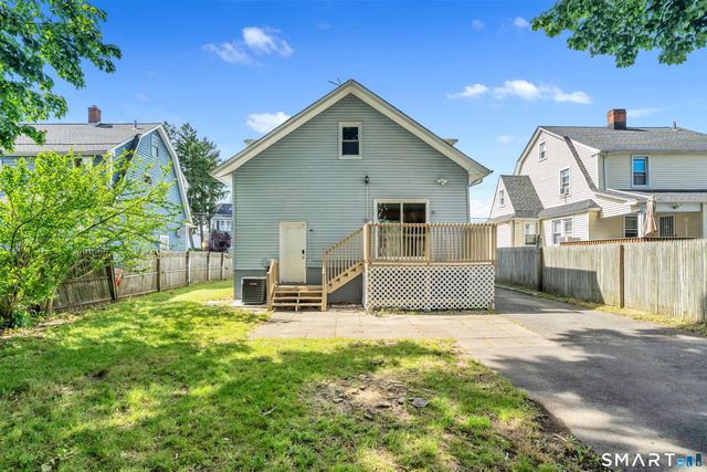 215 Overland Avenue, Bridgeport, CT 06606