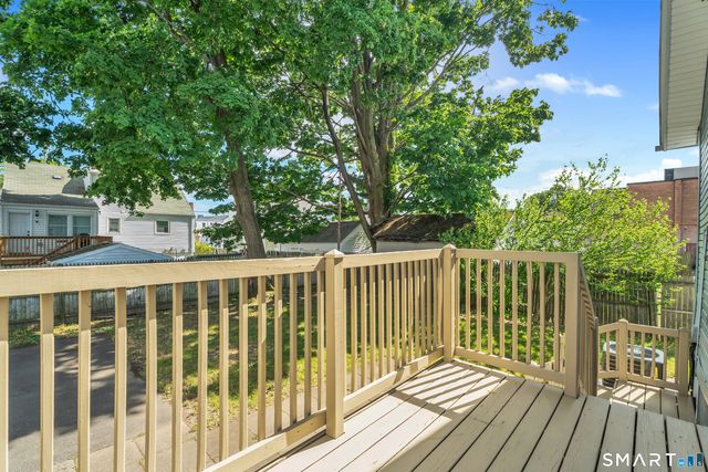 215 Overland Avenue, Bridgeport, CT 06606