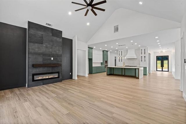 520 Rockbridge Road SW, Lilburn, GA 30047