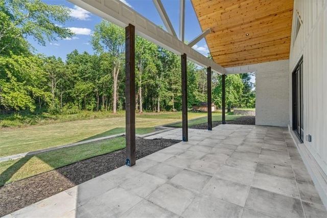 520 Rockbridge Road SW, Lilburn, GA 30047