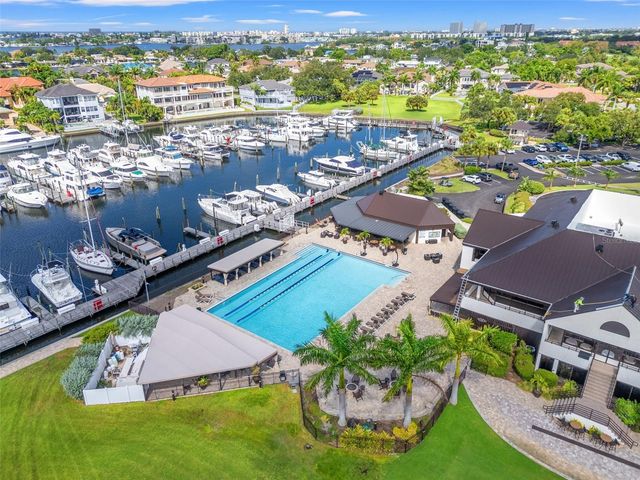 ROYAL PALM DRIVE S, Gulfport, FL 33707