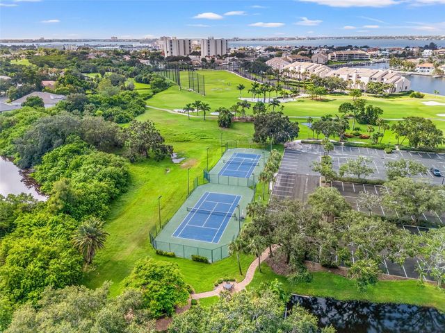 ROYAL PALM DRIVE S, Gulfport, FL 33707