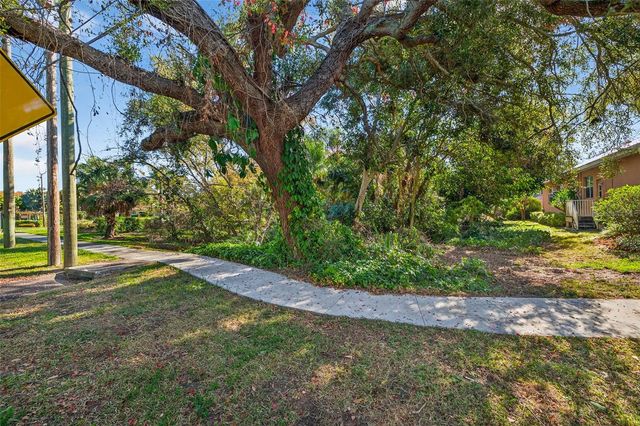 ROYAL PALM DRIVE S, Gulfport, FL 33707