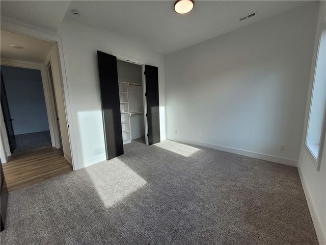 23939 W 113th Terrace, Olathe, KS 66061