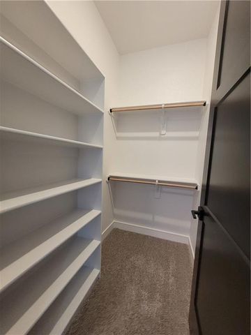 23939 W 113th Terrace, Olathe, KS 66061