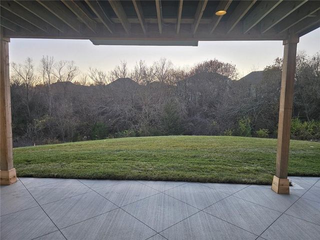 23939 W 113th Terrace, Olathe, KS 66061