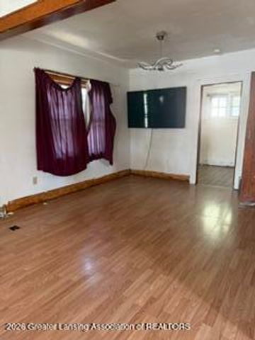 1330 Lansing Avenue, Lansing, MI 48915