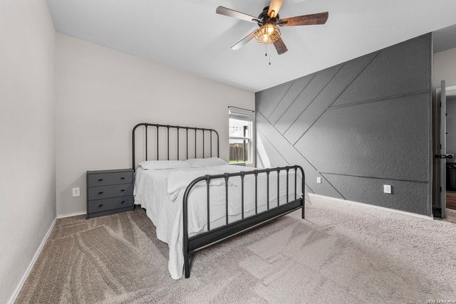 13002 HEATHERS ELM, St Hedwig, TX 78152