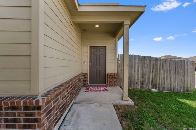 13002 HEATHERS ELM, St Hedwig, TX 78152