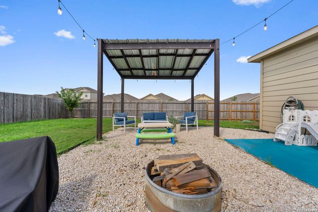 13002 HEATHERS ELM, St Hedwig, TX 78152