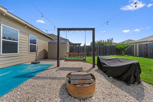 13002 HEATHERS ELM, St Hedwig, TX 78152