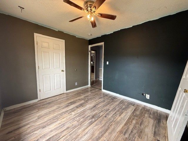 355 Donna Dr, Clarksville, TN 37042