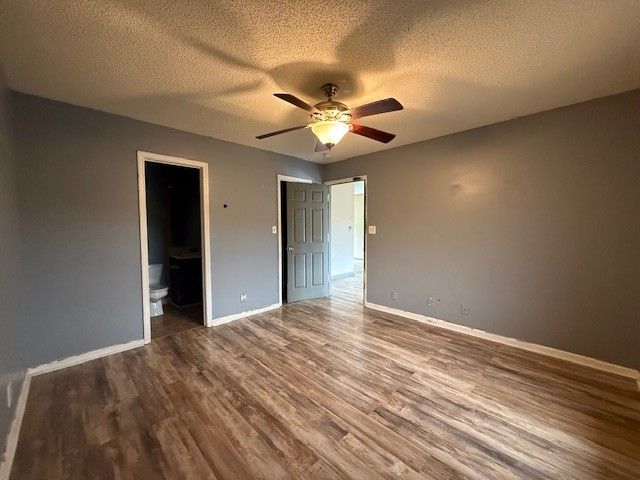 355 Donna Dr, Clarksville, TN 37042