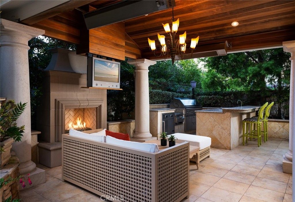 3 Weybridge Court, Newport Beach, CA 92660 — photo 2