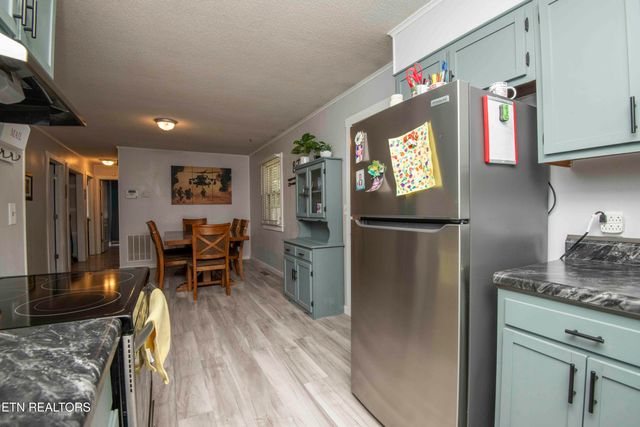 339 Cofer Circle, Harriman, TN 37748