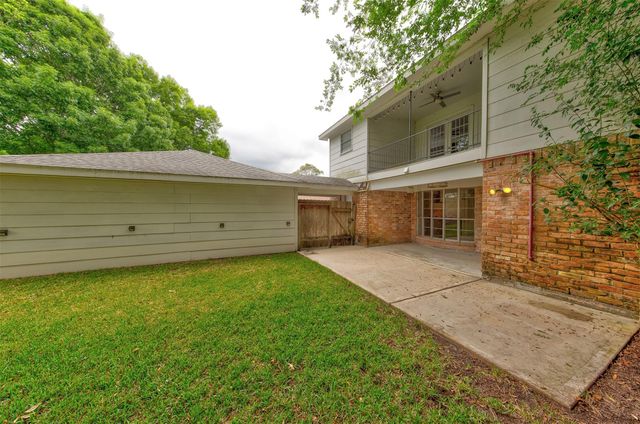 15110 Torry Pines Road, Houston, TX 77062