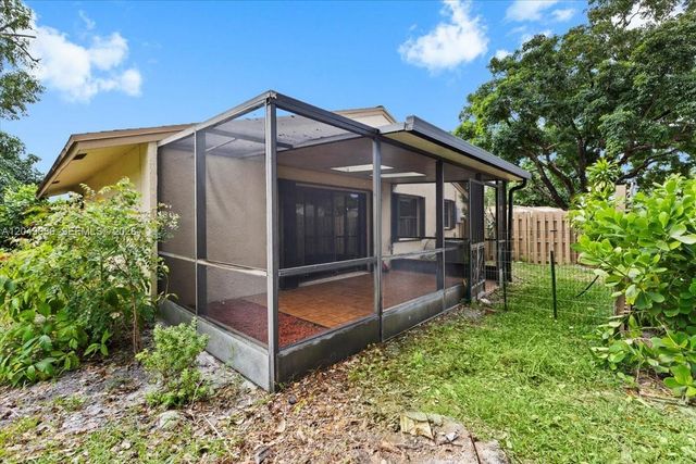 901 NW 26th Ave, Delray Beach, FL 33445