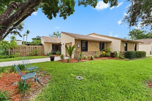 901 NW 26th Ave, Delray Beach, FL 33445
