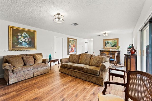 901 NW 26th Ave, Delray Beach, FL 33445