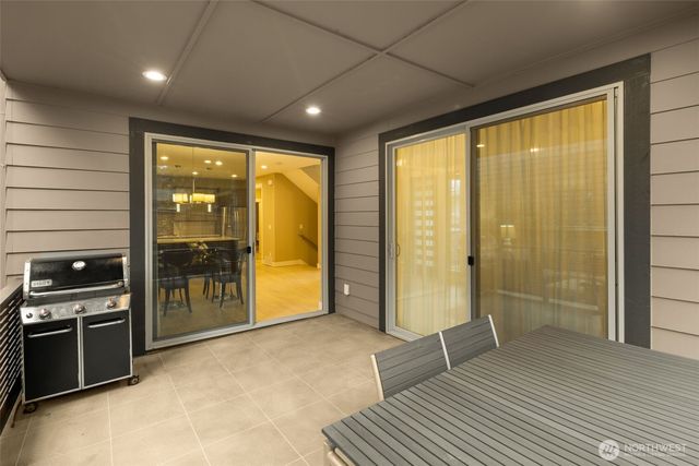 11222 116th Place NE, Kirkland, WA 98033