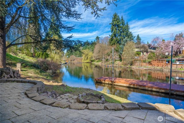11028 E Riverside Drive, Bothell, WA 98011