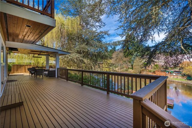 11028 E Riverside Drive, Bothell, WA 98011