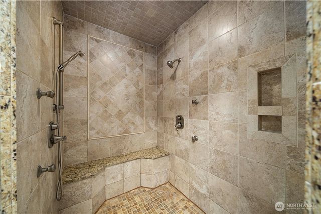 11028 E Riverside Drive, Bothell, WA 98011