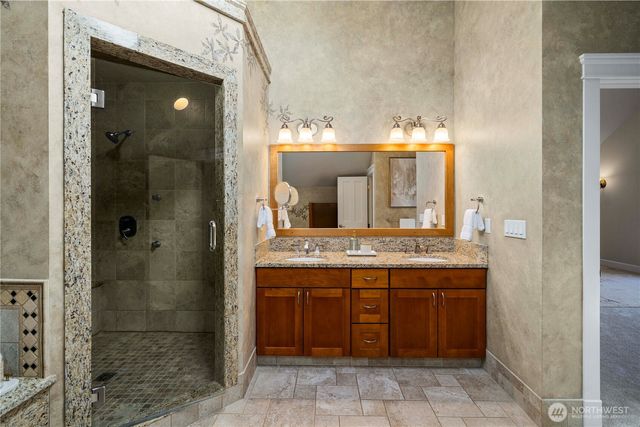 11028 E Riverside Drive, Bothell, WA 98011