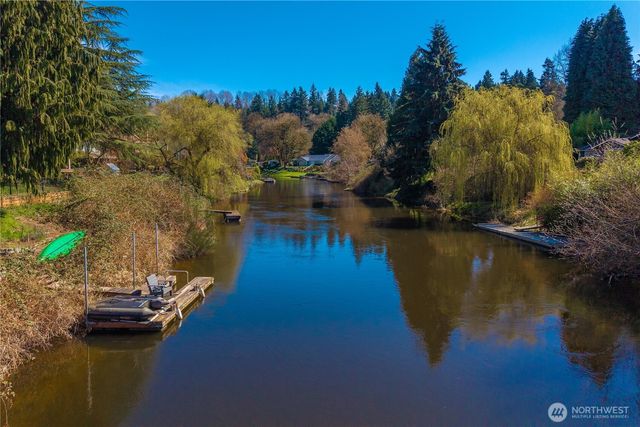 11028 E Riverside Drive, Bothell, WA 98011