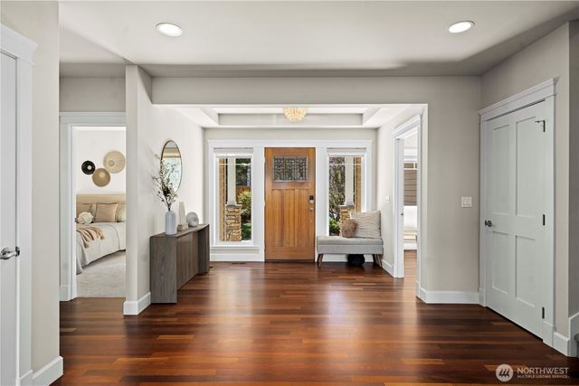 11028 E Riverside Drive, Bothell, WA 98011