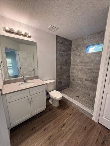 2525 6TH AVENUE DRIVE E, Bradenton, FL 34208