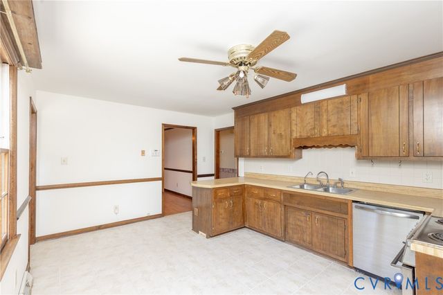 617 Rebel Ridge Rd, South Chesterfield, VA 23834