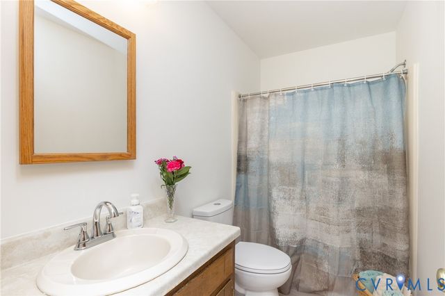 617 Rebel Ridge Rd, South Chesterfield, VA 23834