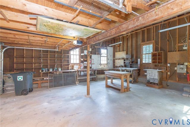 617 Rebel Ridge Rd, South Chesterfield, VA 23834