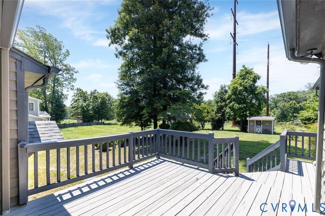 617 Rebel Ridge Rd, South Chesterfield, VA 23834