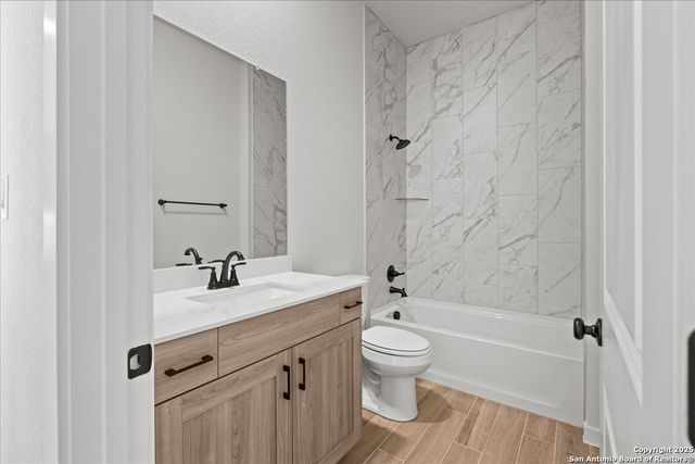 1843 Heritage Maples, New Braunfels, TX 78132