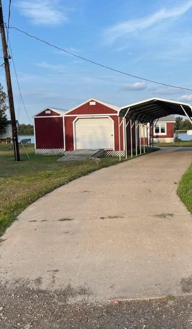 12 Walnut Bend, Huntsville, TX 77320