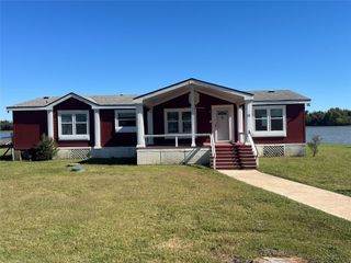 12 Walnut Bend, Huntsville, TX 77320