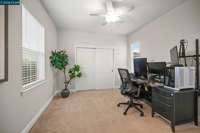 400 Marsanne Ct, Danville, CA 94506