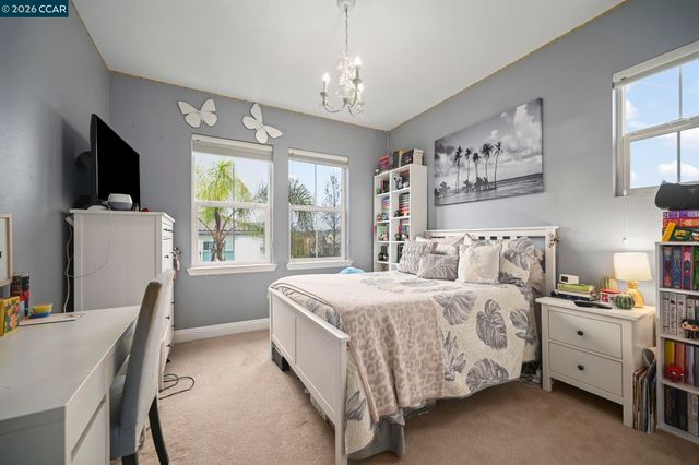 400 Marsanne Ct, Danville, CA 94506