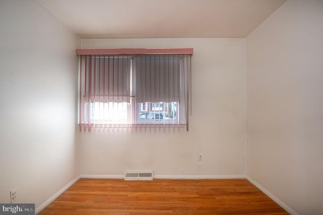 2511 CROSSGATES DR, Wilmington, DE 19808