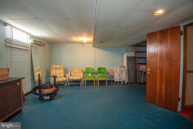 2511 CROSSGATES DR, Wilmington, DE 19808