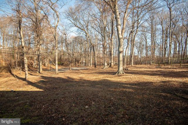 2511 CROSSGATES DR, Wilmington, DE 19808