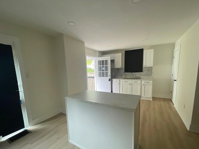 143 S Princeton Avenue, Columbus, OH 43222