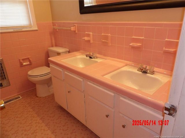 8901 Cliffdale Road, Fayetteville, NC 28314